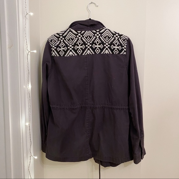FOREVER 21 “Aztec Print” Utility Jacket - Picture 2 of 5